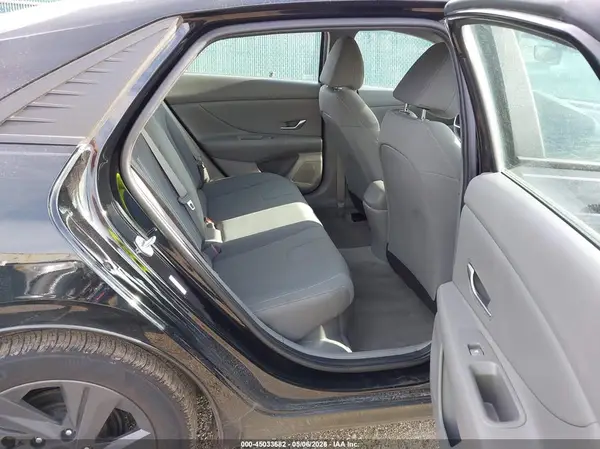 KMHLM4AJ4MU007690 2021 HYUNDAI ELANTRA - Image 8