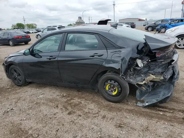KMHLM4AJ4PU033307 2023 HYUNDAI ELANTRA - Image 2