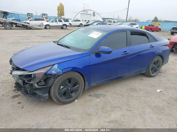 KMHLM4AJ4PU037504 2023 HYUNDAI ELANTRA - Image 2