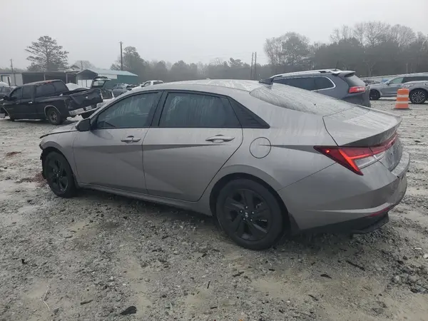 KMHLM4AJ4PU040435 2023 HYUNDAI ELANTRA - Image 2