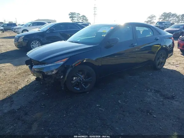 KMHLM4AJ4PU042007 2023 HYUNDAI ELANTRA - Image 2