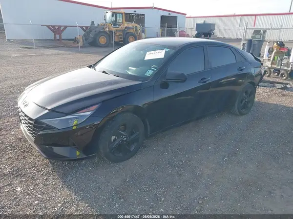 KMHLM4AJ4PU043562 2023 HYUNDAI ELANTRA - Image 2