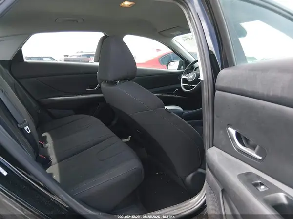 KMHLM4AJ4PU044873 2023 HYUNDAI ELANTRA - Image 8