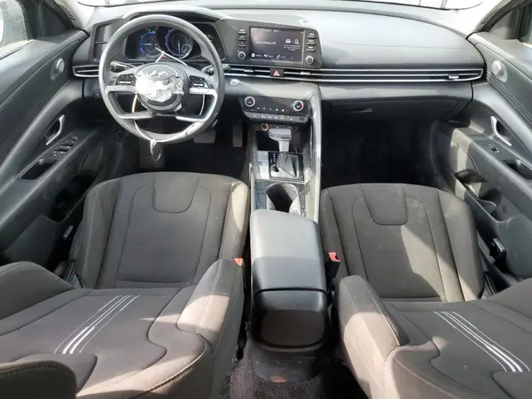 KMHLM4AJ4PU072303 2023 HYUNDAI ELANTRA - Image 8