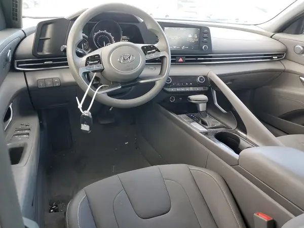 KMHLM4AJ4PU082183 2023 HYUNDAI ELANTRA - Image 8