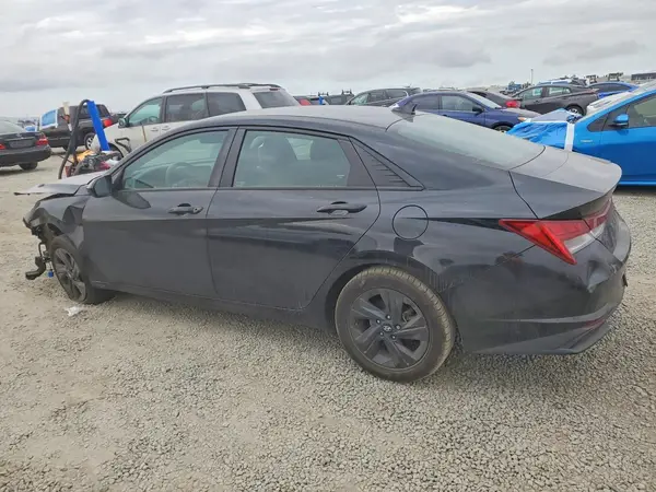 KMHLM4AJ4PU085391 2023 HYUNDAI ELANTRA - Image 2