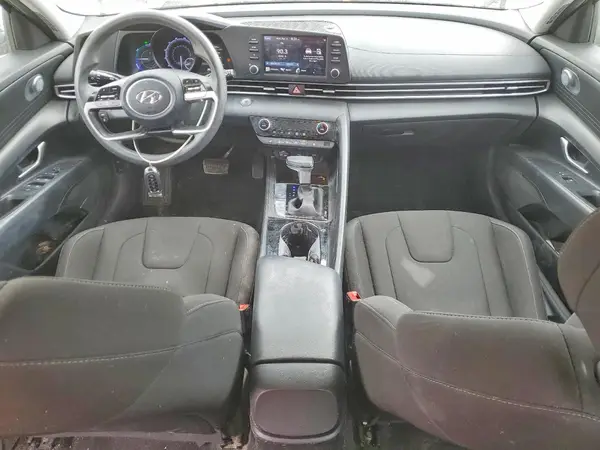 KMHLM4AJ4PU085391 2023 HYUNDAI ELANTRA - Image 8