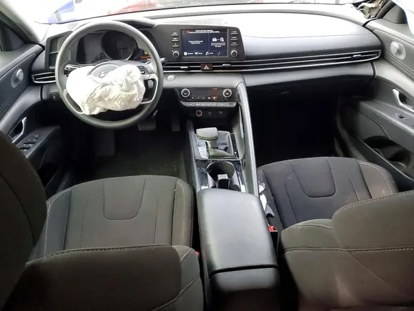 KMHLM4AJ5NU031403 2022 HYUNDAI ELANTRA - Image 8