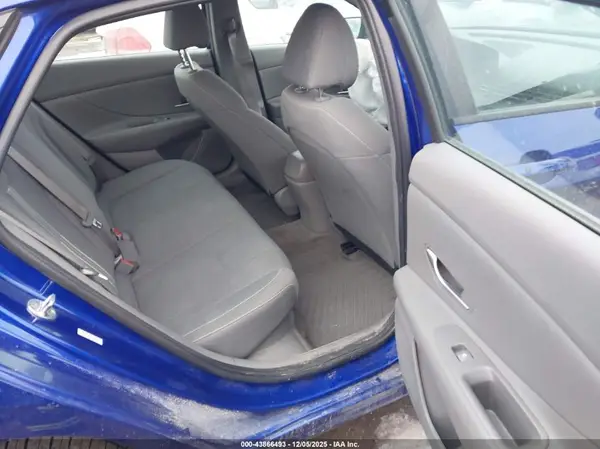 KMHLM4AJ5PU039682 2023 HYUNDAI ELANTRA - Image 8