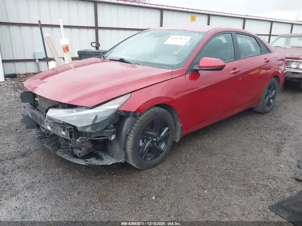 KMHLM4AJ5PU042954 2023 HYUNDAI ELANTRA - Image 2