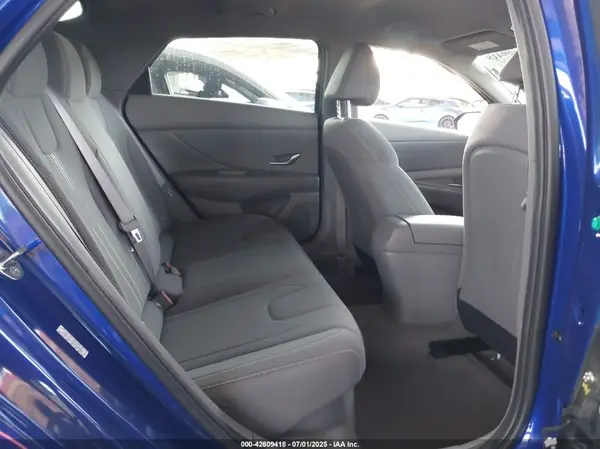 KMHLM4AJ5PU045031 2023 HYUNDAI ELANTRA - Image 8