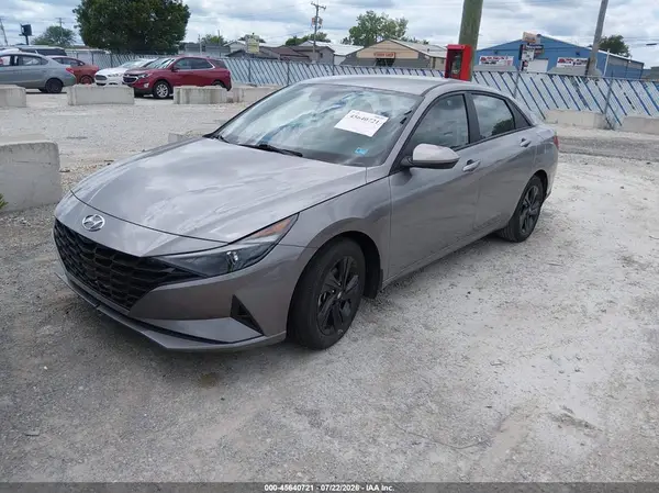 KMHLM4AJ5PU047135 2023 HYUNDAI ELANTRA - Image 2