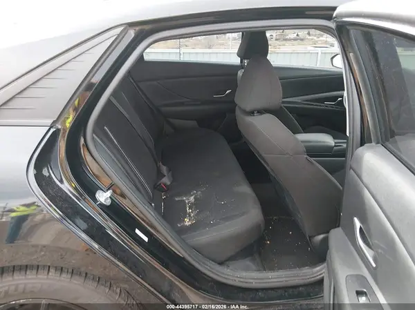 KMHLM4AJ5PU073783 2023 HYUNDAI ELANTRA - Image 8