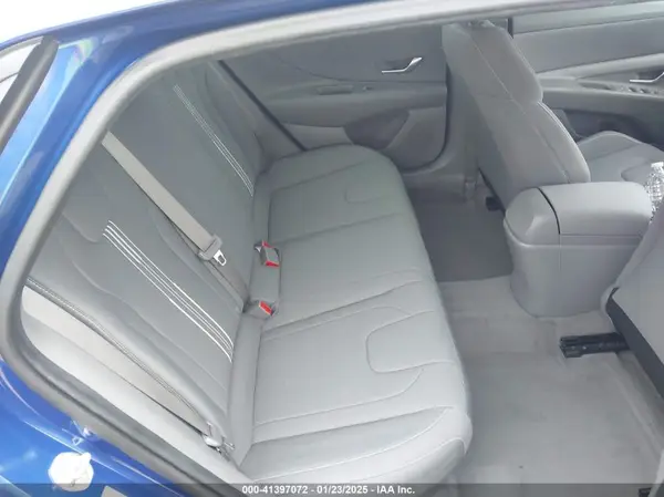 KMHLM4AJ5PU074187 2023 HYUNDAI ELANTRA - Image 8
