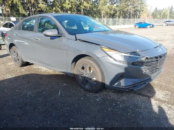KMHLM4AJ5PU082807 2023 HYUNDAI ELANTRA - Image 1