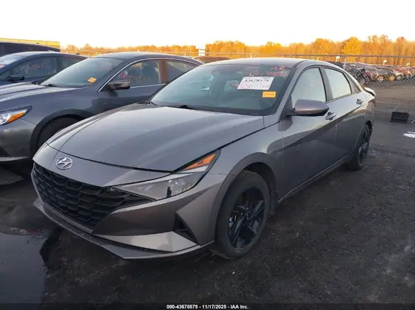 KMHLM4AJ5PU088364 2023 HYUNDAI ELANTRA - Image 2