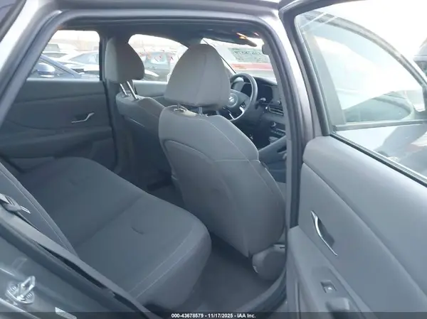 KMHLM4AJ5PU088364 2023 HYUNDAI ELANTRA - Image 8