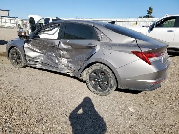 KMHLM4AJ6MU005990 2021 HYUNDAI ELANTRA - Image 2