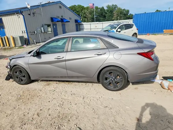 KMHLM4AJ6MU006296 2021 HYUNDAI ELANTRA - Image 2