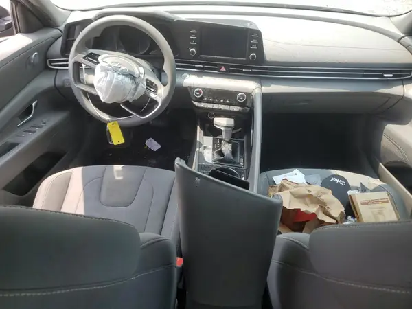 KMHLM4AJ6MU011563 2021 HYUNDAI ELANTRA - Image 8