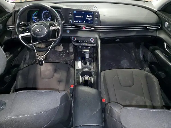 KMHLM4AJ6NU014805 2022 HYUNDAI ELANTRA - Image 8
