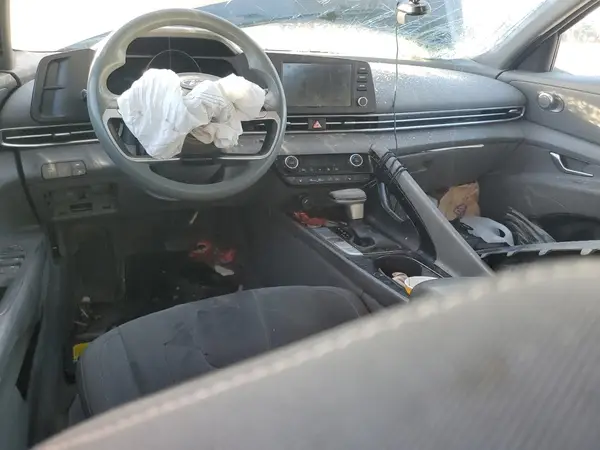 KMHLM4AJ6NU020152 2022 HYUNDAI ELANTRA - Image 8