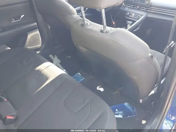 KMHLM4AJ6NU027733 2022 HYUNDAI ELANTRA - Image 8