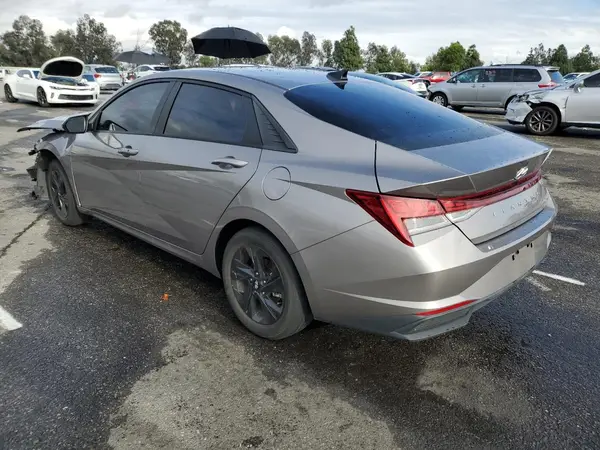 KMHLM4AJ6NU031216 2022 HYUNDAI ELANTRA - Image 2