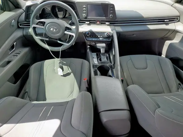 KMHLM4AJ6NU031250 2022 HYUNDAI ELANTRA - Image 8