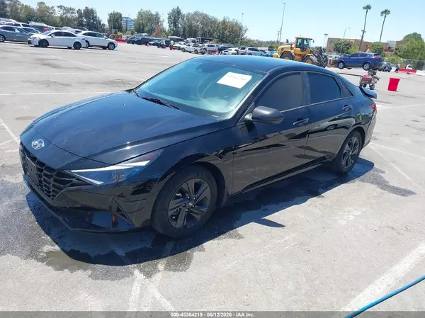 KMHLM4AJ6PU039092 2023 HYUNDAI ELANTRA - Image 2