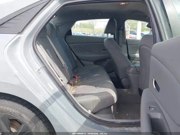 KMHLM4AJ6PU039688 2023 HYUNDAI ELANTRA - Image 8