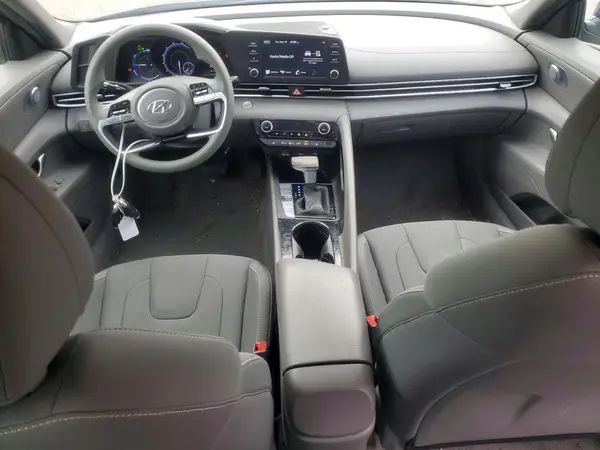 KMHLM4AJ6PU043014 2023 HYUNDAI ELANTRA - Image 8