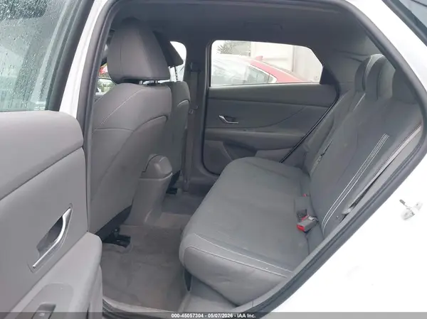 KMHLM4AJ6PU043126 2023 HYUNDAI ELANTRA - Image 8