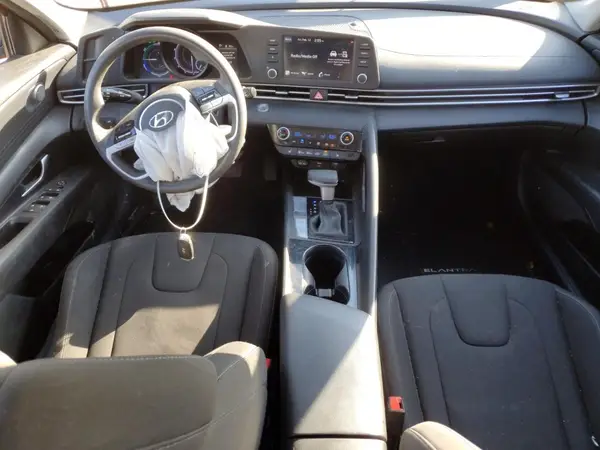 KMHLM4AJ6PU052988 2023 HYUNDAI ELANTRA - Image 8
