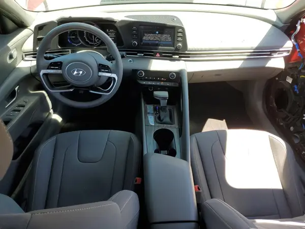 KMHLM4AJ6PU077986 2023 HYUNDAI ELANTRA - Image 8