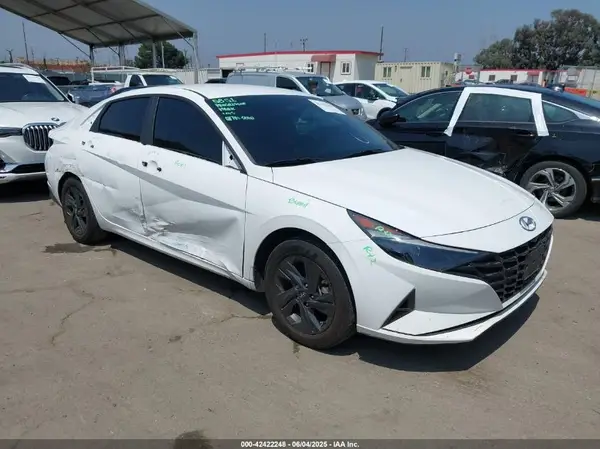KMHLM4AJ6PU082377 2023 HYUNDAI ELANTRA - Image 1
