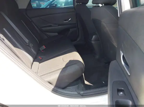 KMHLM4AJ6PU082377 2023 HYUNDAI ELANTRA - Image 8