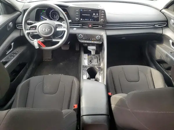 KMHLM4AJ6PU086266 2023 HYUNDAI ELANTRA - Image 8