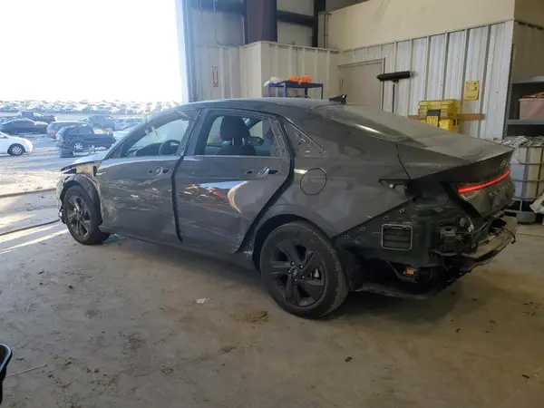 KMHLM4AJ6PU086686 2023 HYUNDAI ELANTRA - Image 2