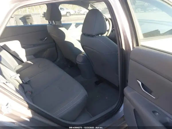 KMHLM4AJ6PU088115 2023 HYUNDAI ELANTRA - Image 8