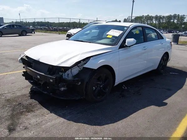 KMHLM4AJ6PU088213 2023 HYUNDAI ELANTRA - Image 2