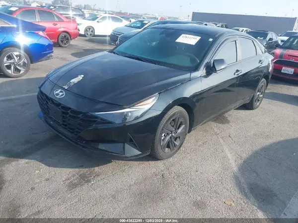 KMHLM4AJ6PU088518 2023 HYUNDAI ELANTRA - Image 2