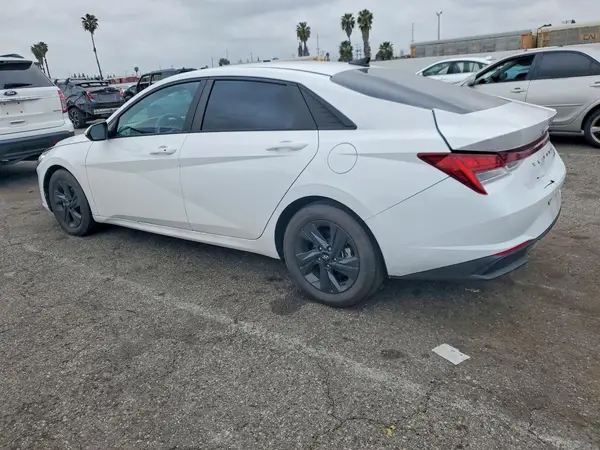KMHLM4AJ7MU006131 2021 HYUNDAI ELANTRA - Image 2