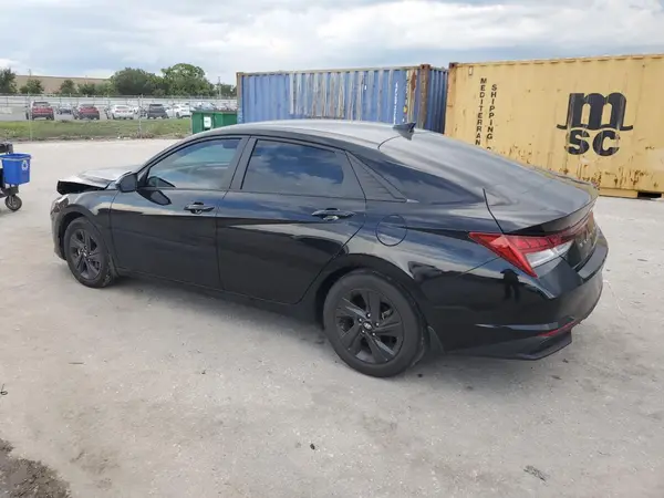 KMHLM4AJ7NU020869 2022 HYUNDAI ELANTRA - Image 2
