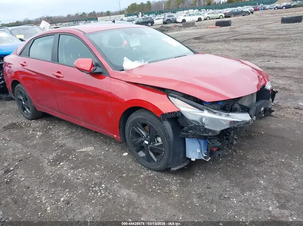 KMHLM4AJ7NU031922 2022 HYUNDAI ELANTRA - Image 1