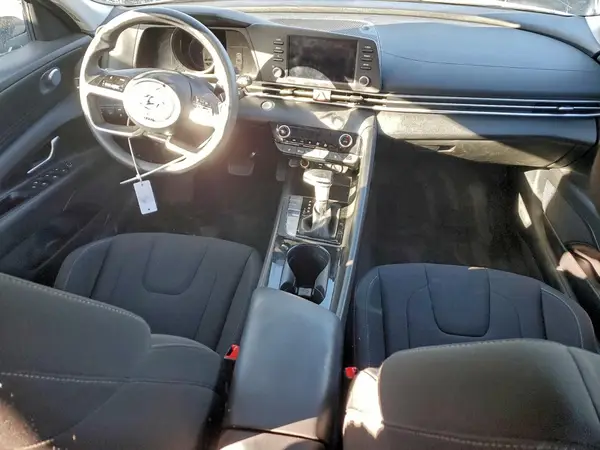 KMHLM4AJ7PU034113 2023 HYUNDAI ELANTRA - Image 8