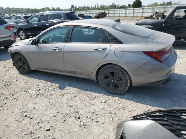 KMHLM4AJ7PU038856 2023 HYUNDAI ELANTRA - Image 2