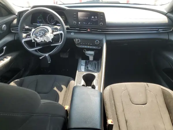 KMHLM4AJ7PU038856 2023 HYUNDAI ELANTRA - Image 8