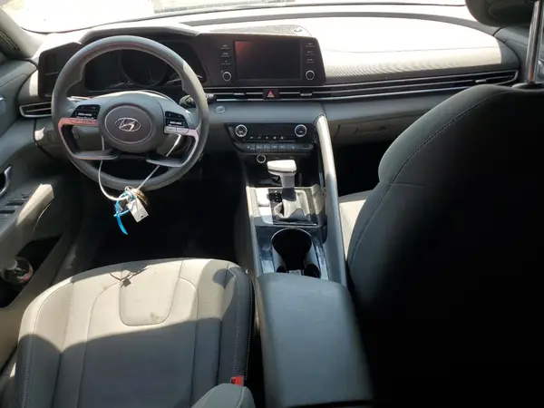 KMHLM4AJ7PU040073 2023 HYUNDAI ELANTRA - Image 8