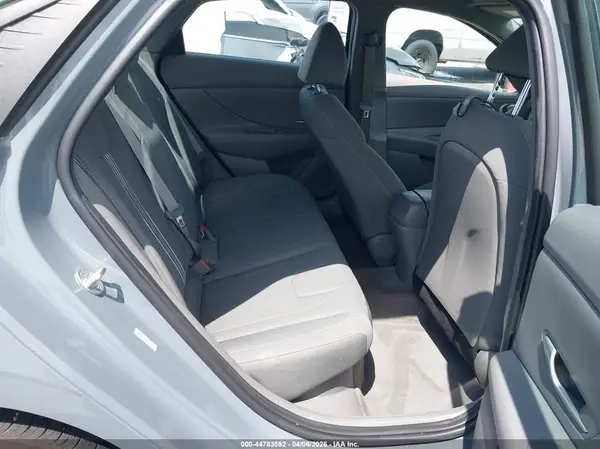 KMHLM4AJ7PU041479 2023 HYUNDAI ELANTRA - Image 8